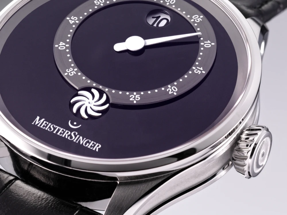 MeisterSinger Panthero Jumping Hour