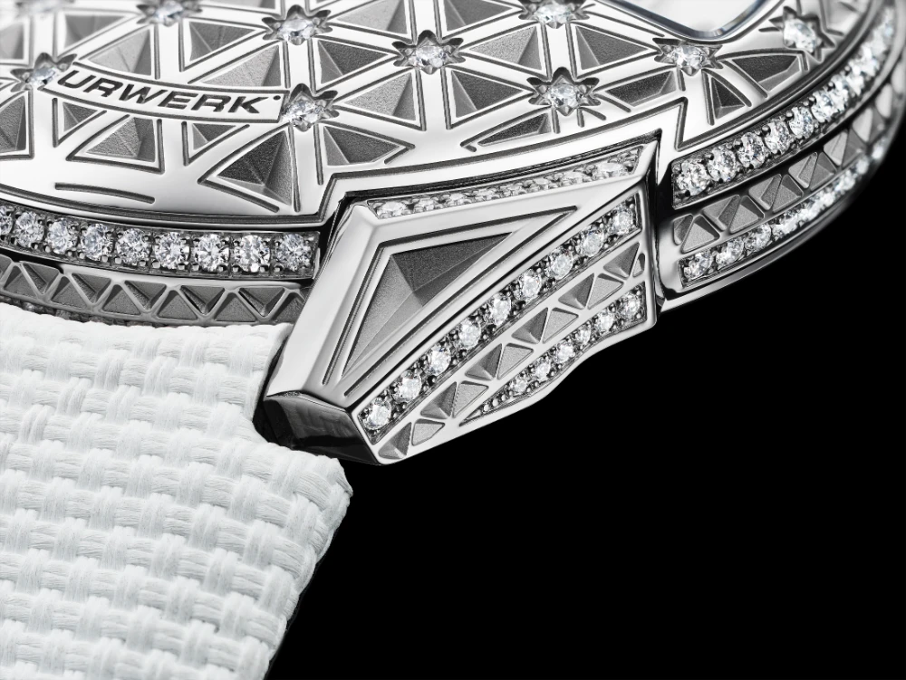 URWERK UR-101 Diamond Sky