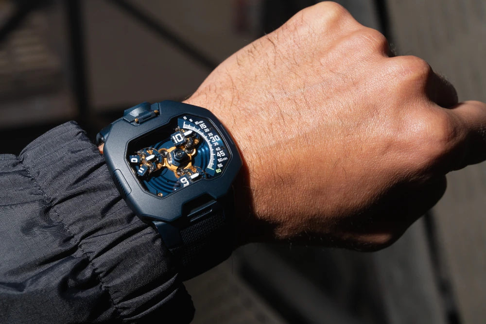 URWERK UR-120 Blue Planet