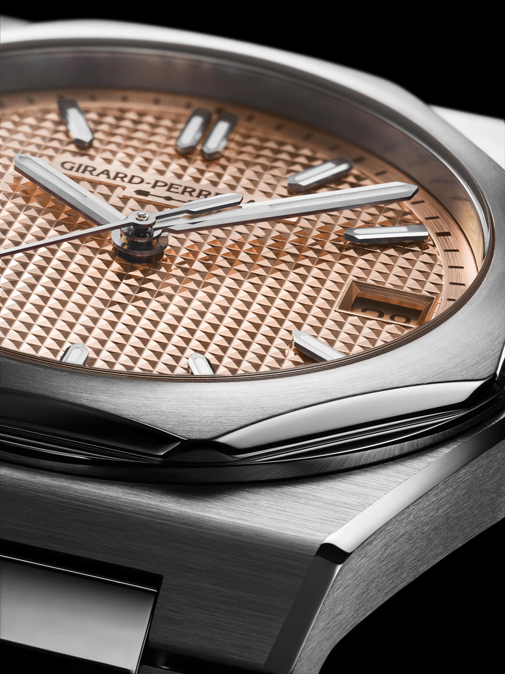 Girard-Perregaux Laureato FIFTY Steel
