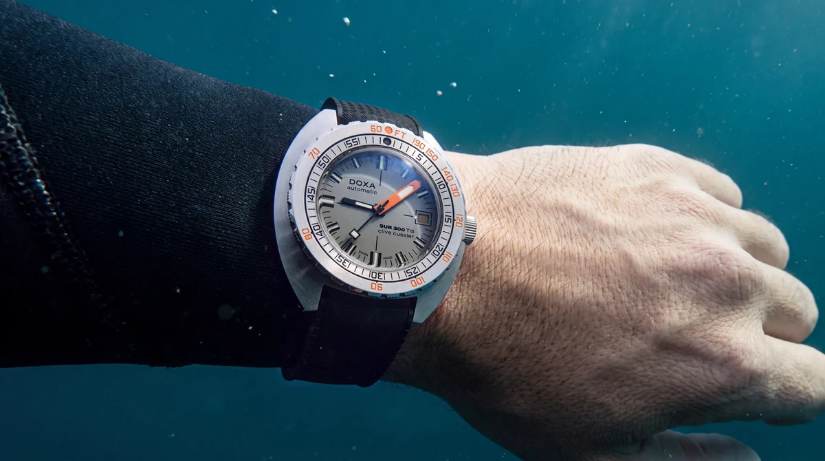 DOXA SUB 300 Ti5 Clive Cussler