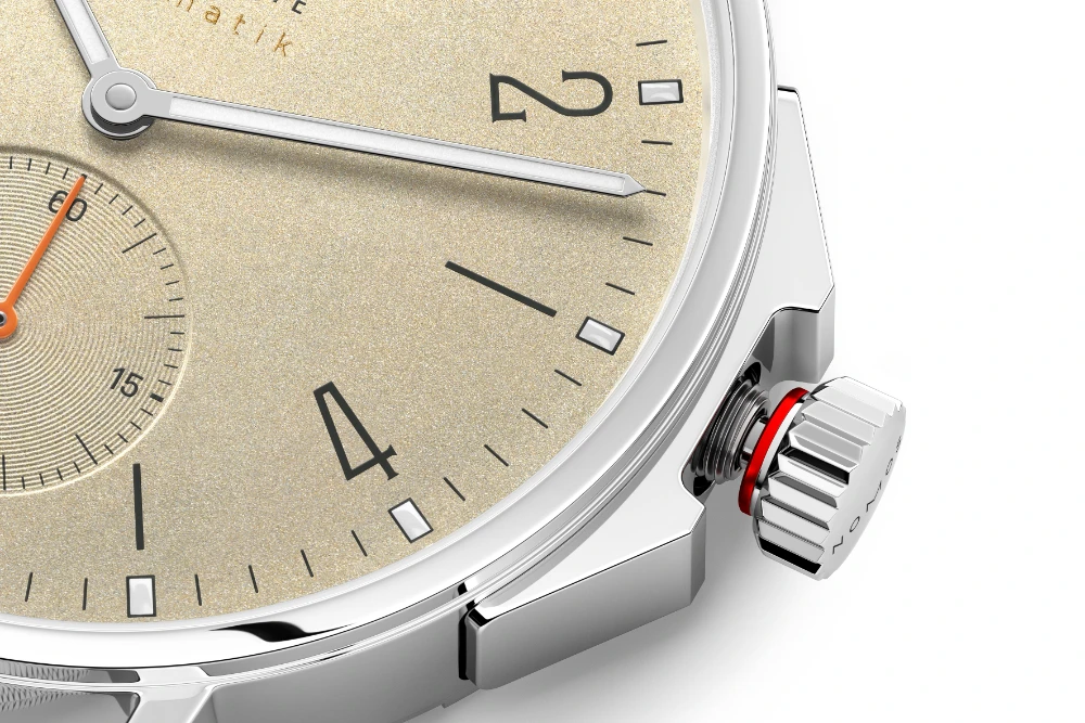 NOMOS Ahoi neomatik sky and sand