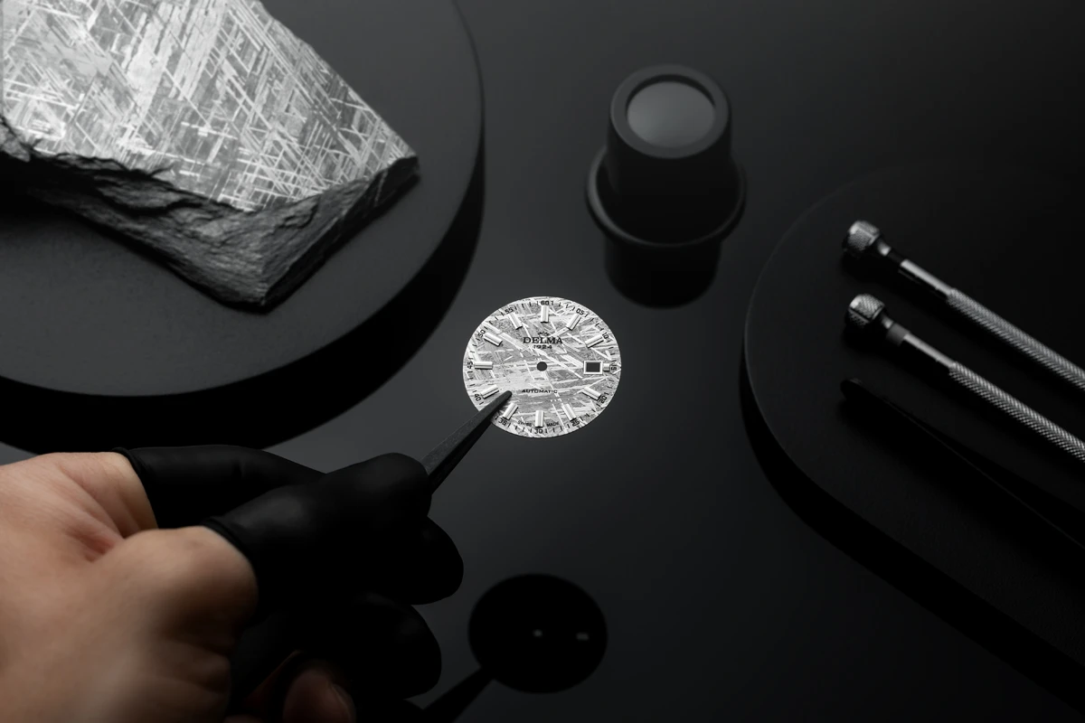 Delma Midland Meteorite Automatic
